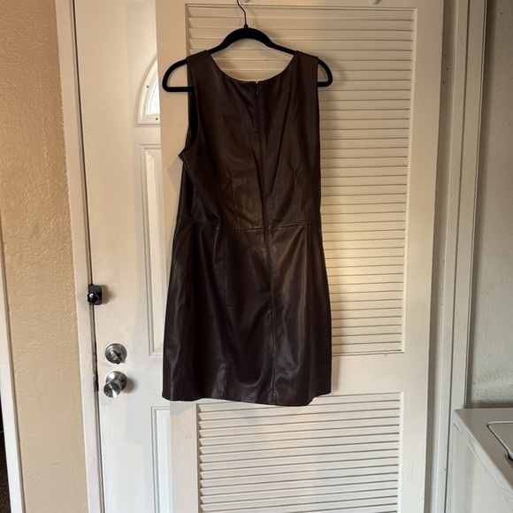 Elegant Deep Purple Faux Leather Dress - Picture 2 of 3
